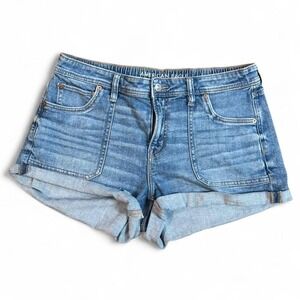American Eagle Easy Shortie Denim Shorts w stretch and elastic waistband size 10